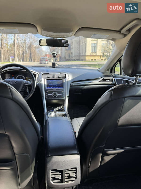 Седан Ford Fusion 2016 в Киеве