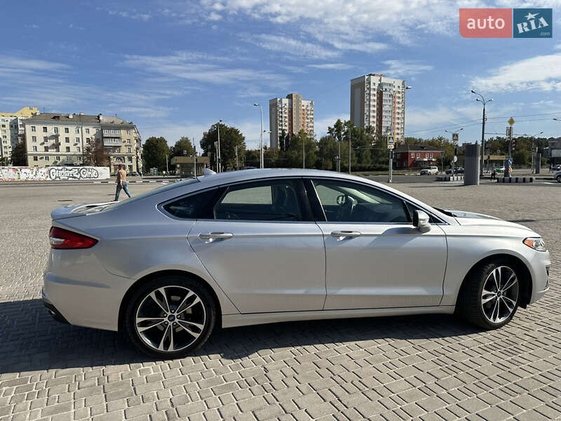 Седан Ford Fusion 2018 в Харькове