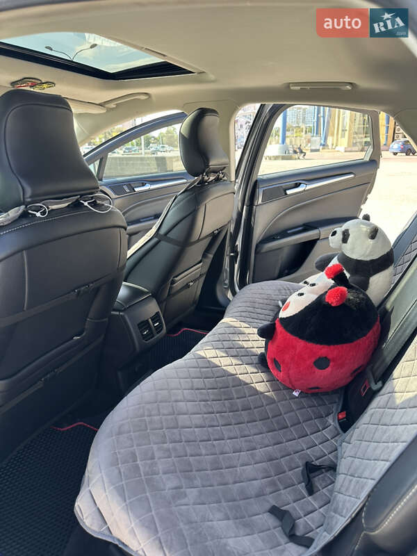 Седан Ford Fusion 2018 в Харькове