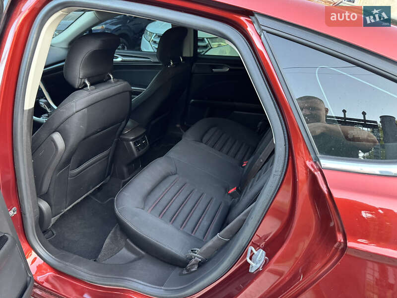 Седан Ford Fusion 2013 в Запорожье