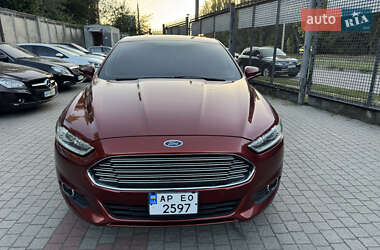 Седан Ford Fusion 2013 в 