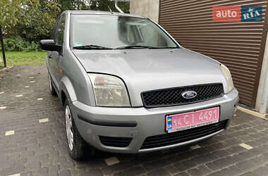 Хетчбек Ford Fusion 2005 в 