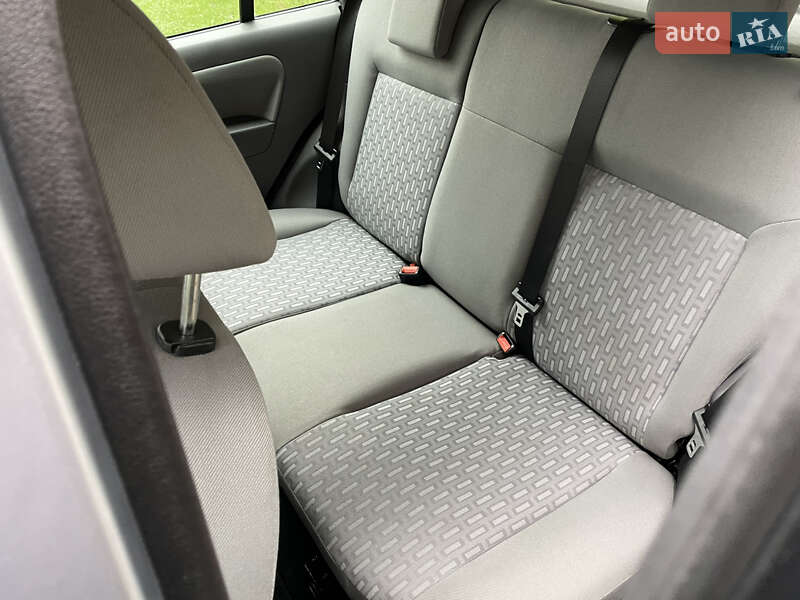 Хэтчбек Ford Fusion 2005 в Косове