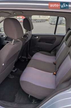 Хетчбек Ford Fusion 2006 в 