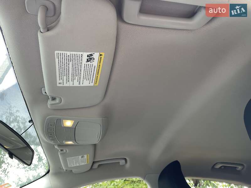 Седан Ford Fusion 2015 в Луцке фото 7 Седан Ford Fusion 2015 в Луцке