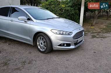 Седан Ford Fusion 2014 в 