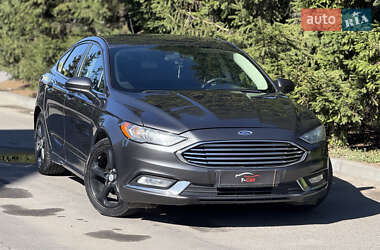 Седан Ford Fusion 2018 в Тернополі