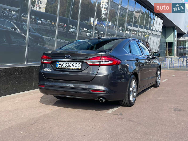 Седан Ford Fusion 2017 в Києві