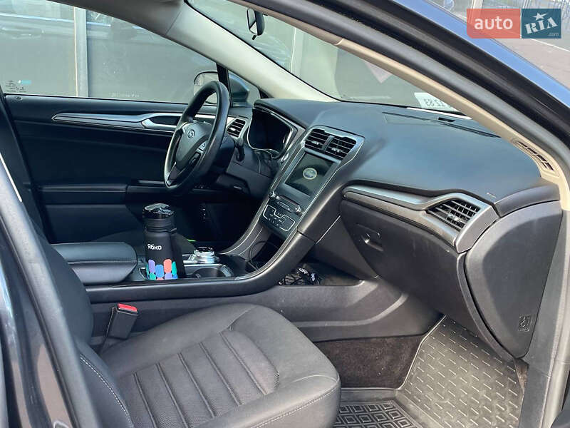 Седан Ford Fusion 2017 в Києві