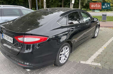 Седан Ford Fusion 2014 в 