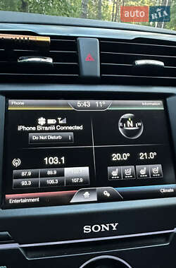 Седан Ford Fusion 2014 в 