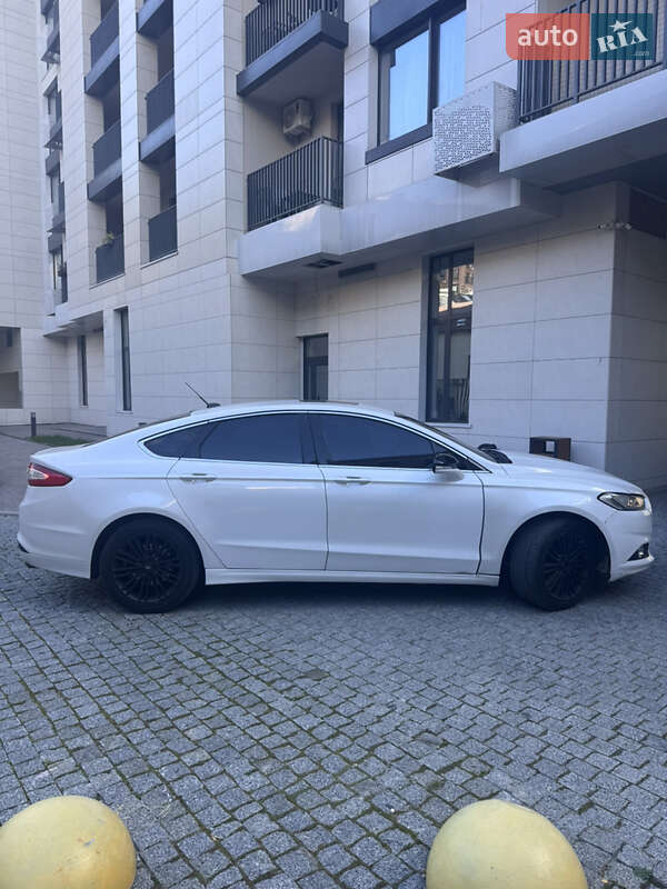 Седан Ford Fusion 2014 в Киеве