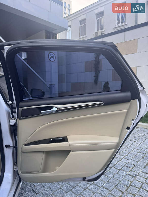 Седан Ford Fusion 2014 в Киеве