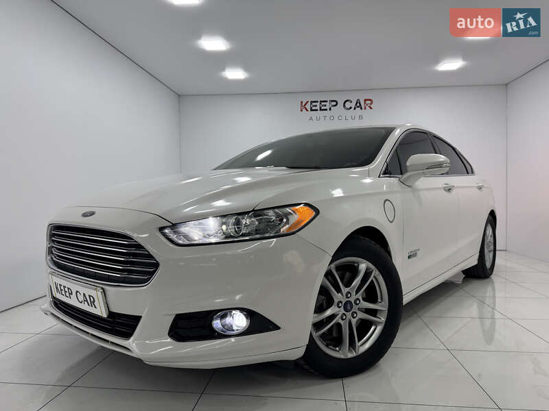Седан Ford Fusion 2015 в Одесі