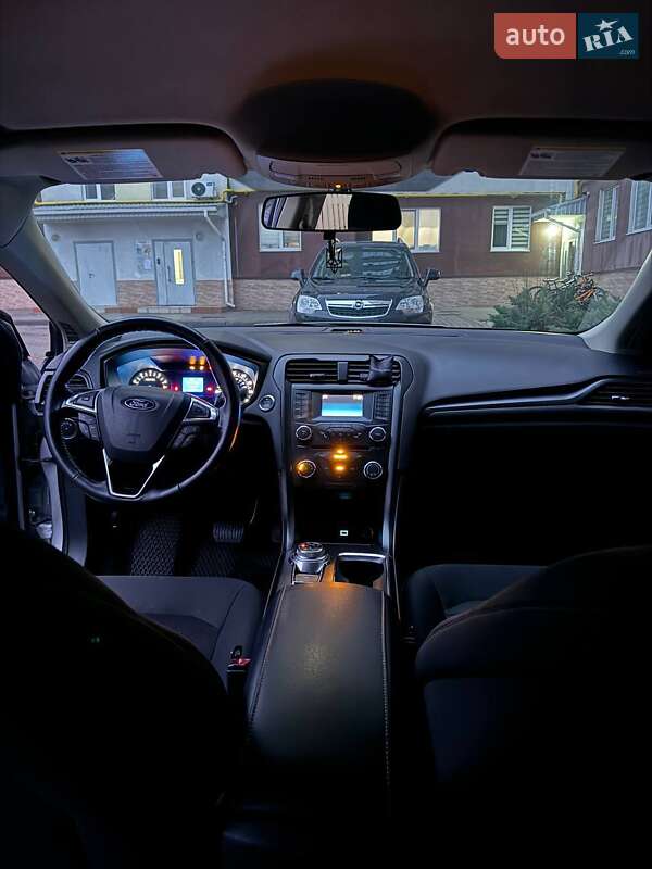 Седан Ford Fusion 2017 в Ивано-Франковске