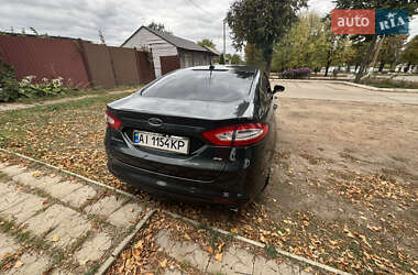 Седан Ford Fusion 2015 в 