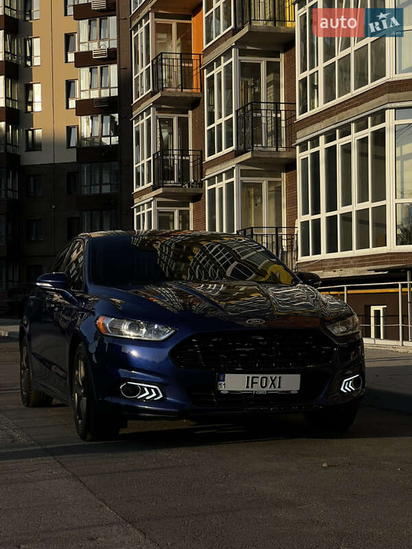 Седан Ford Fusion 2012 в Чернігові