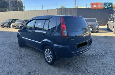 Хетчбек Ford Fusion 2011 в 