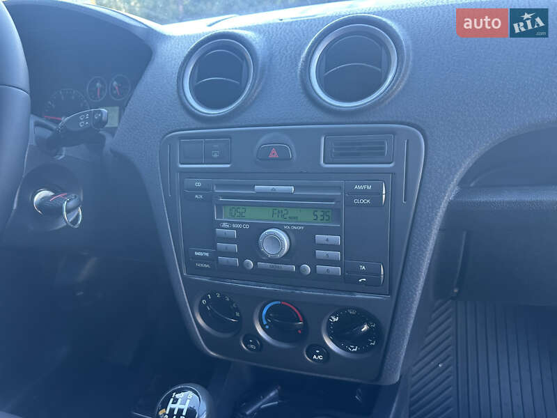 Хэтчбек Ford Fusion 2011 в Нежине