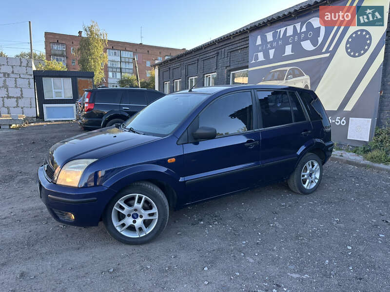 Хэтчбек Ford Fusion 2003 в Нежине