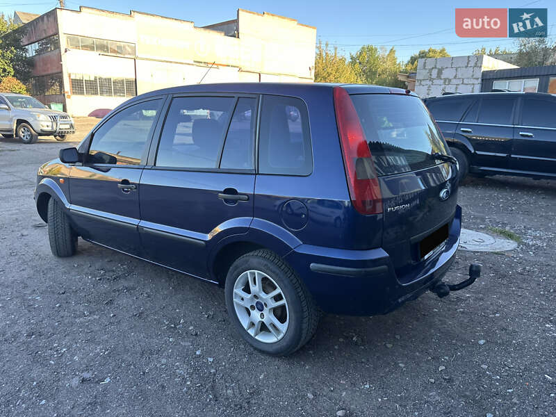 Хэтчбек Ford Fusion 2003 в Нежине