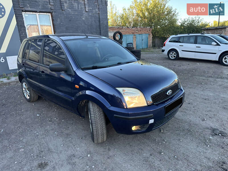 Хэтчбек Ford Fusion 2003 в Нежине