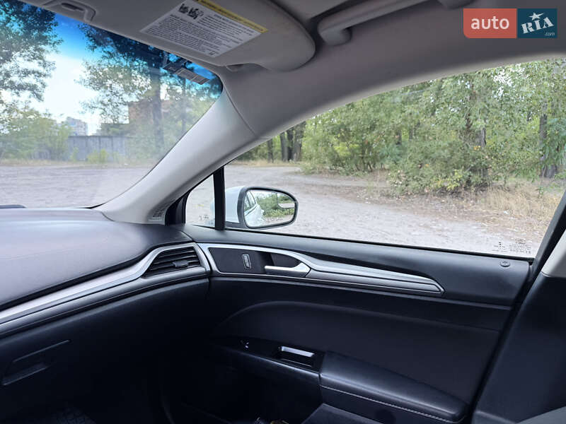 Седан Ford Fusion 2017 в Днепре