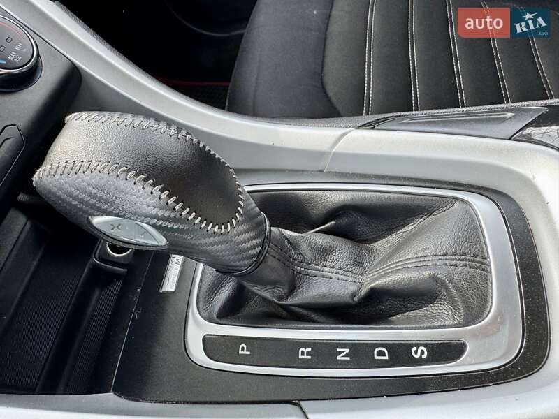 Седан Ford Fusion 2013 в Киеве