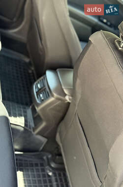 Седан Ford Fusion 2016 в 