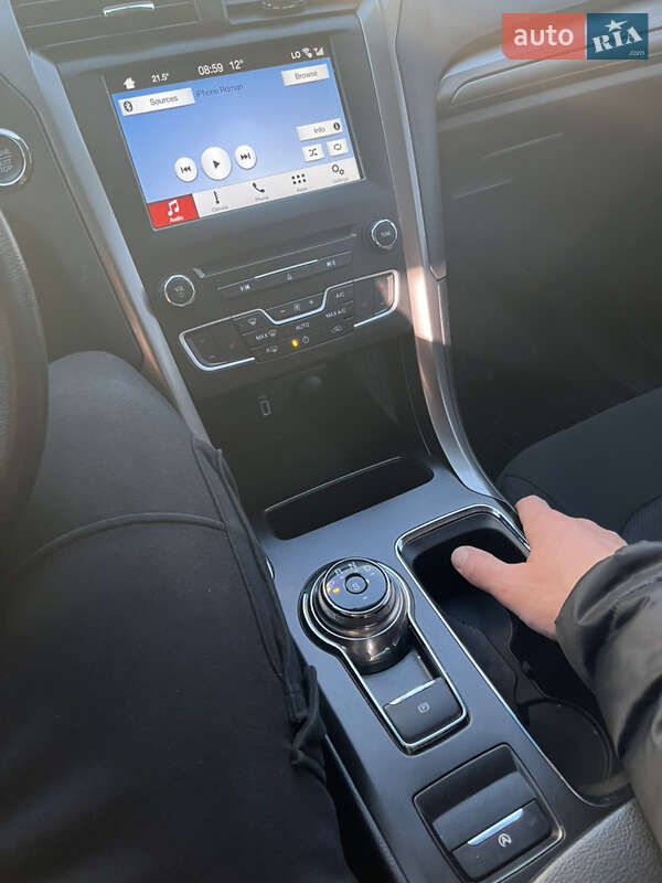Седан Ford Fusion 2018 в Кременчуці