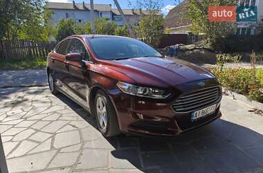 Седан Ford Fusion 2015 в 