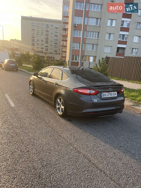 Седан Ford Fusion 2016 в Хмельницькому
