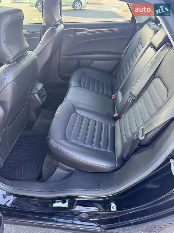 Седан Ford Fusion 2015 в Одессе