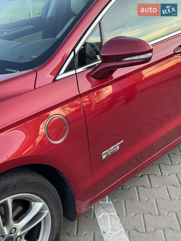 Седан Ford Fusion 2014 в Києві