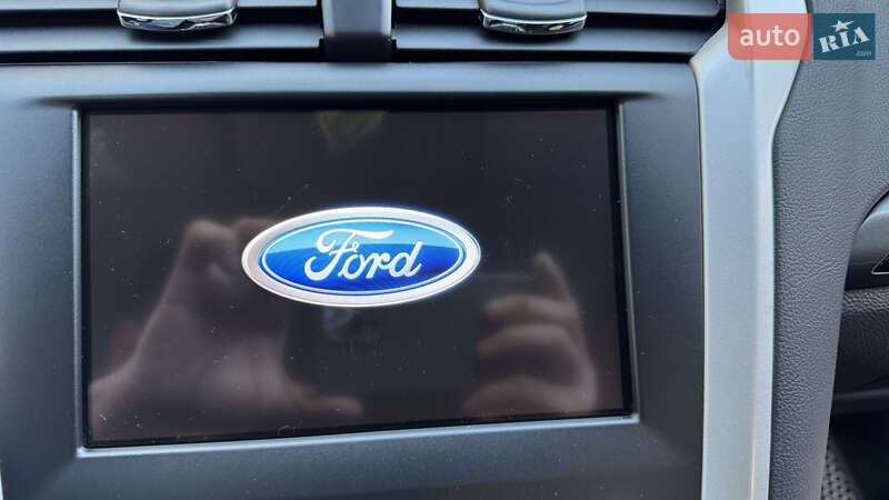 Седан Ford Fusion 2013 в Києві