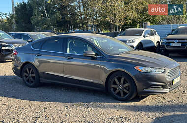 Седан Ford Fusion 2014 в 