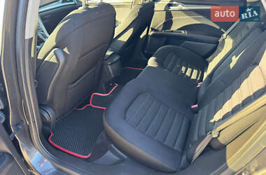 Седан Ford Fusion 2014 в 