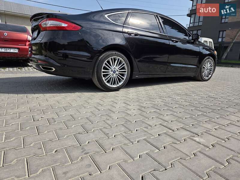 Седан Ford Fusion 2015 в Ивано-Франковске