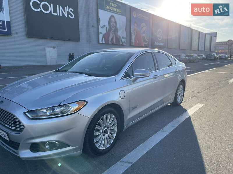 Седан Ford Fusion 2014 в Полтаве