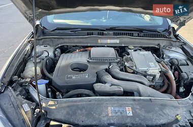 Седан Ford Fusion 2014 в 