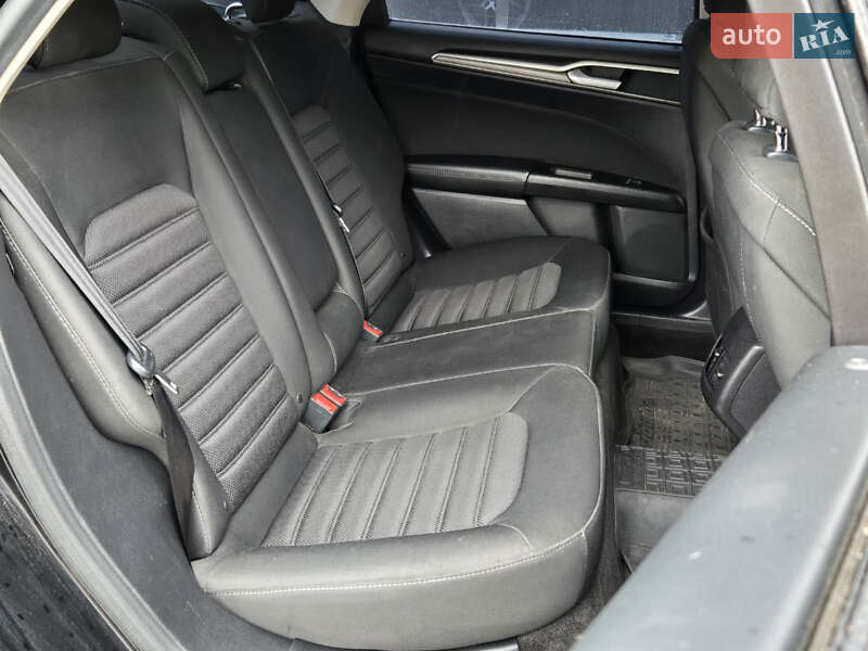 Седан Ford Fusion 2017 в Києві