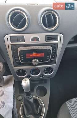 Хетчбек Ford Fusion 2009 в 