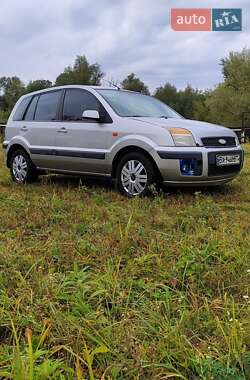 Хэтчбек Ford Fusion 2008 в 