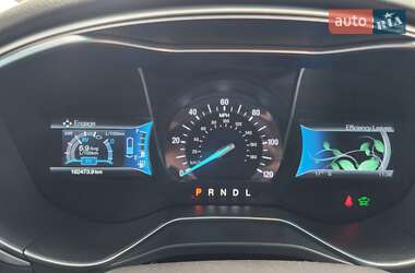 Седан Ford Fusion 2014 в 
