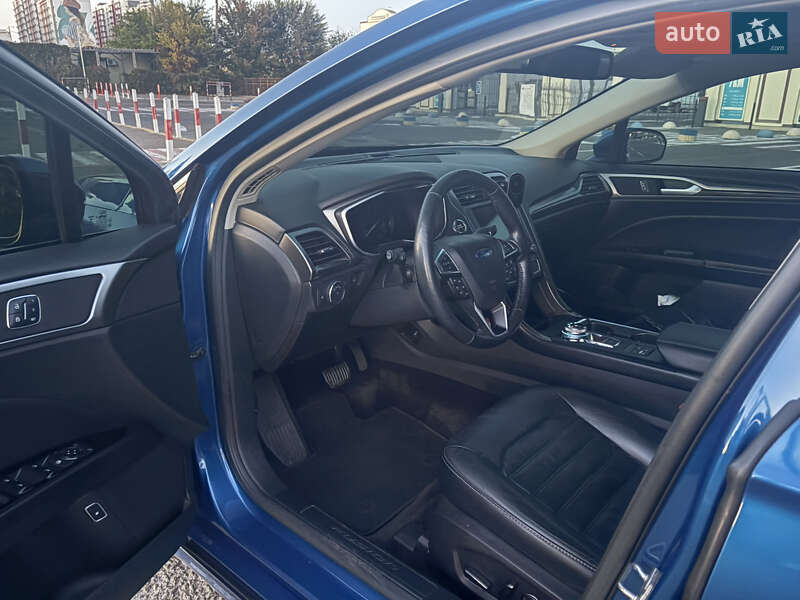 Седан Ford Fusion 2016 в Одессе