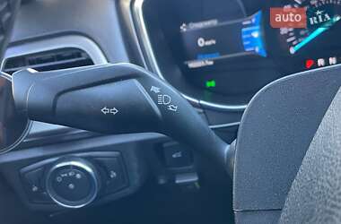 Седан Ford Fusion 2017 в 