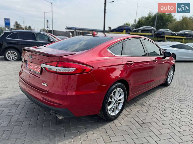 Седан Ford Fusion 2020 в Луцке