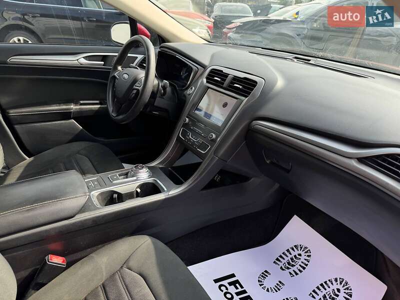 Седан Ford Fusion 2020 в Луцке