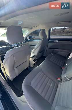 Седан Ford Fusion 2017 в 