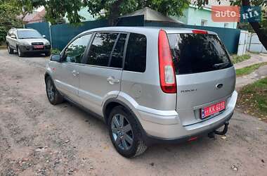 Хэтчбек Ford Fusion 2006 в 